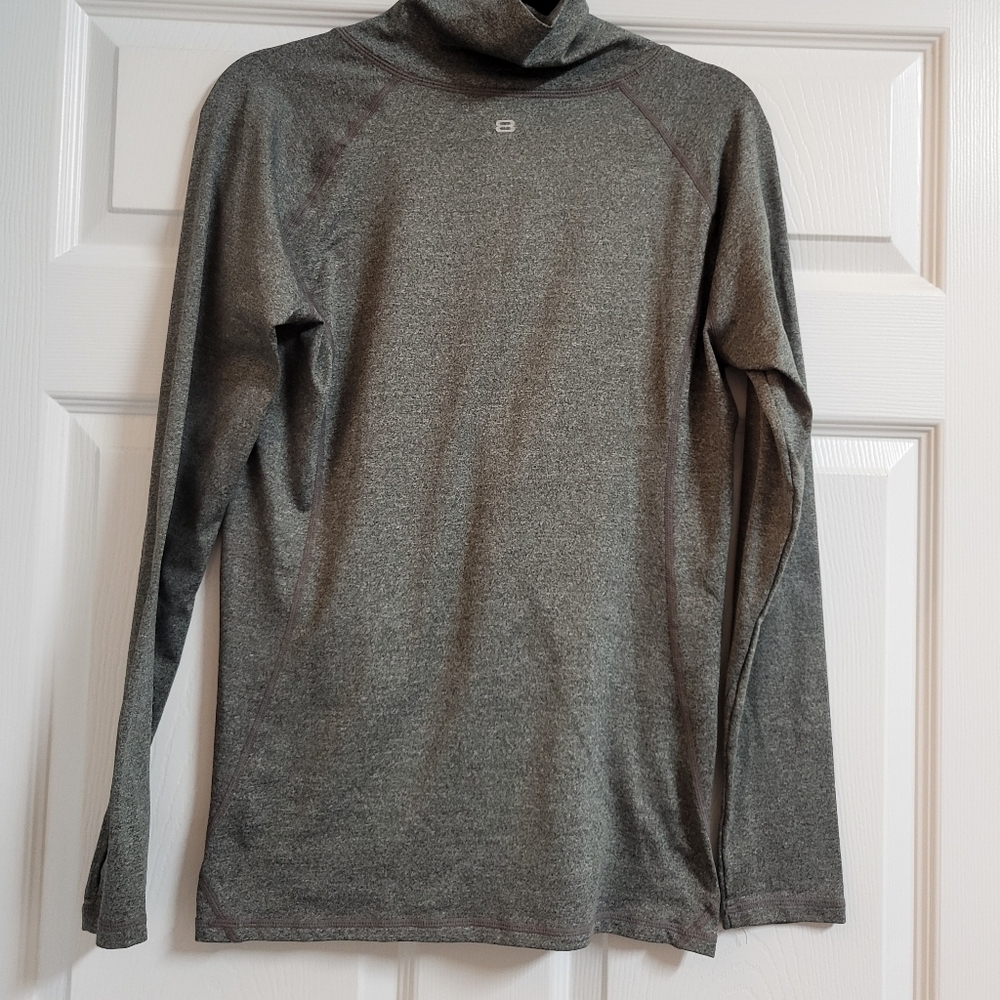 Layer 8 Womens Gray Long Sleeve Quick Dry Thermal Shirt With Thumbholes Size L - Picture 3 of 6